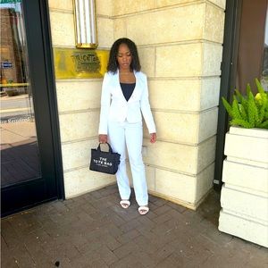 Meet your Posher, Camille